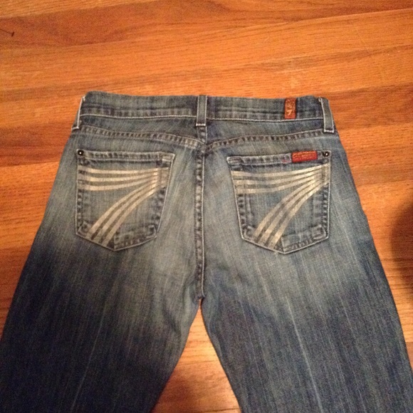 2 pair of Jeans - Picture 3 of 6
